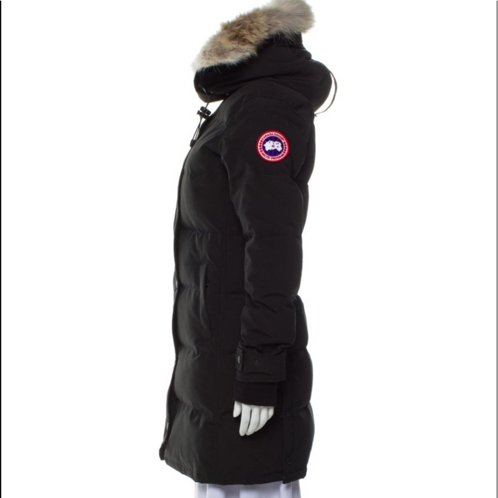 Black Canada Goose coat Down with fur-trimmed hood